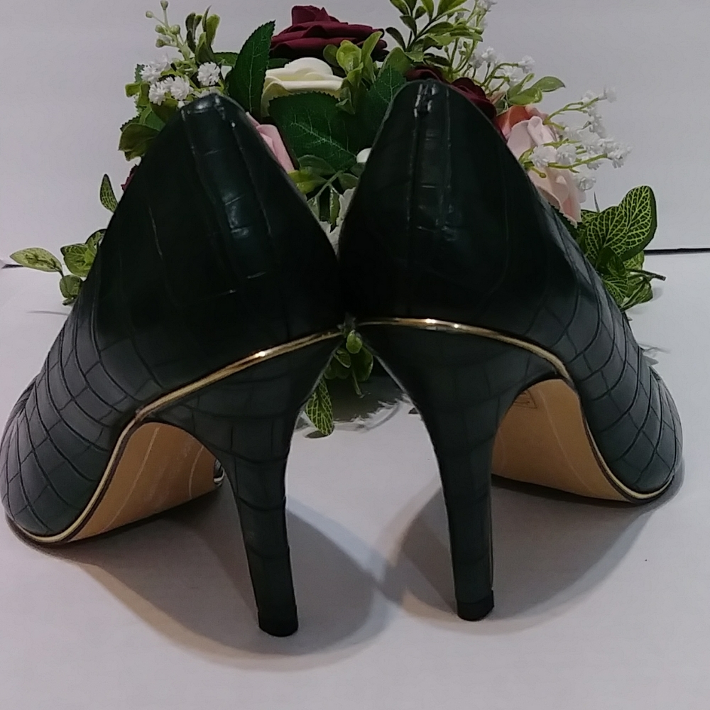 Reserved /Crocodile Pattern Leather - image 6